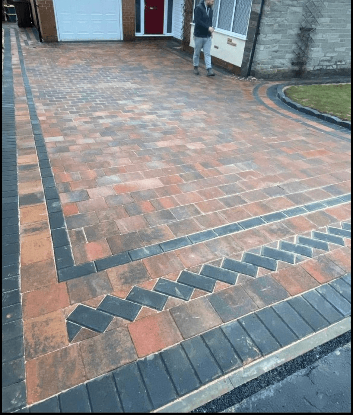 Block Paving vs Tarmac: Which is Better?